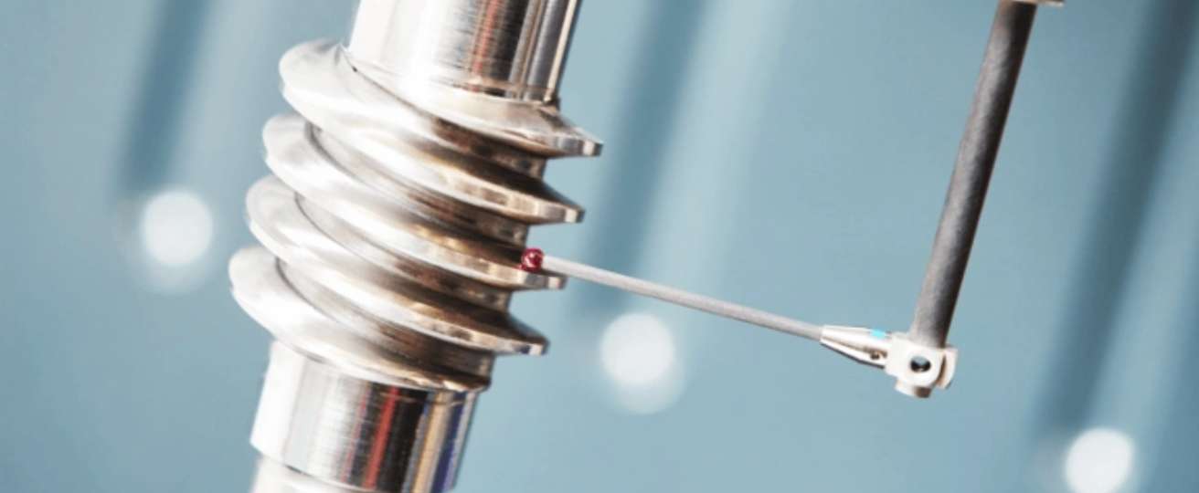 Capacitación en metrología industrial con cursos especializados en CMM fija